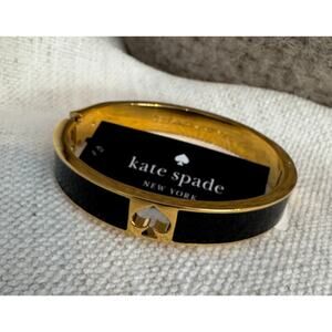 NWT Kate Spade Hole Punch Hinged Bangle Bracelet Black Enamel Gold Tone $80